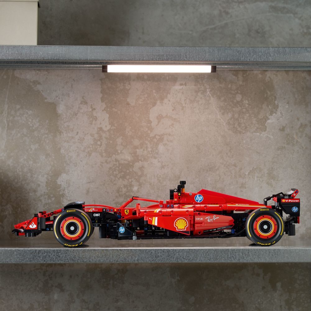 LEGO Technic: Ferrari SF-24 F1 Car