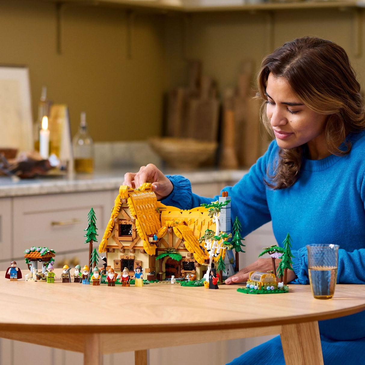 LEGO Disney Princess: Snow White and the Seven Dwarfs' Cottage