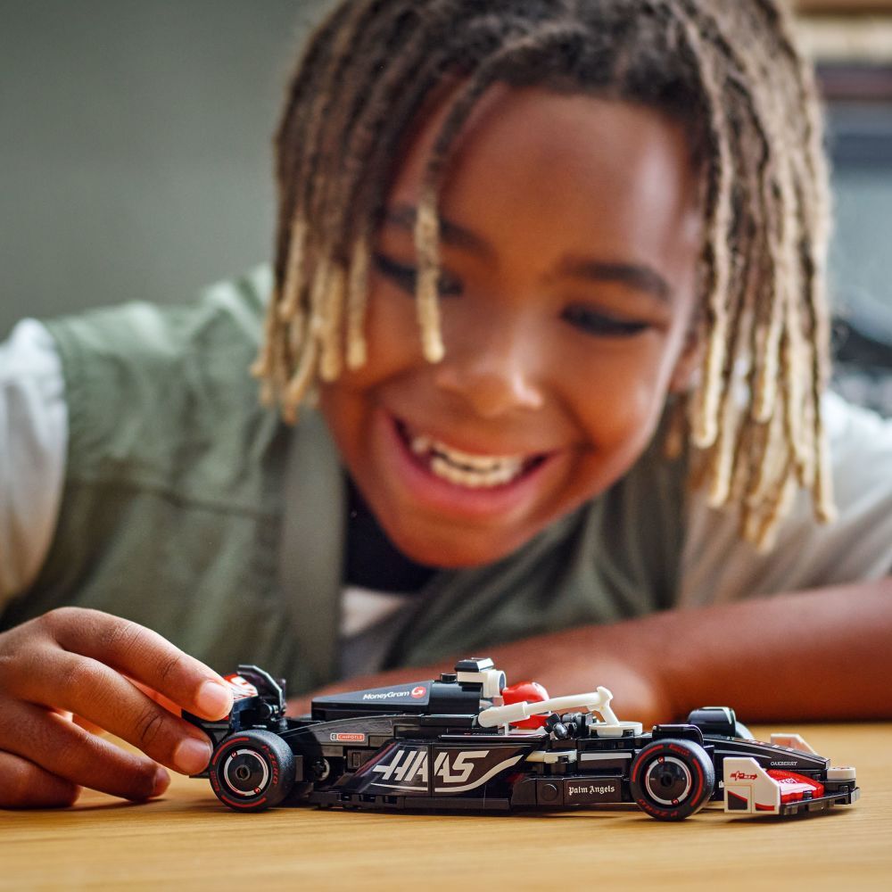 LEGO Speed Champions: MoneyGram Haas F1® Team VF-24 Race Car