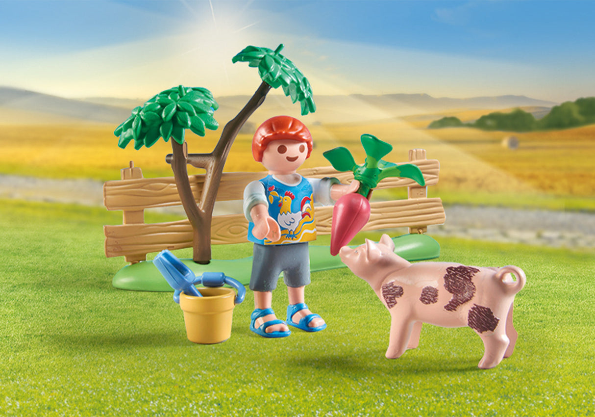 Playmobil Idyllic vegetable garden with grandparents