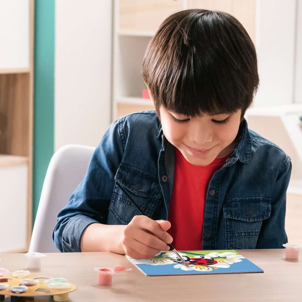 CreArt: Ladybug in Nature 5x7