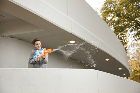 Nerf water gun/water balloons 1094 ml