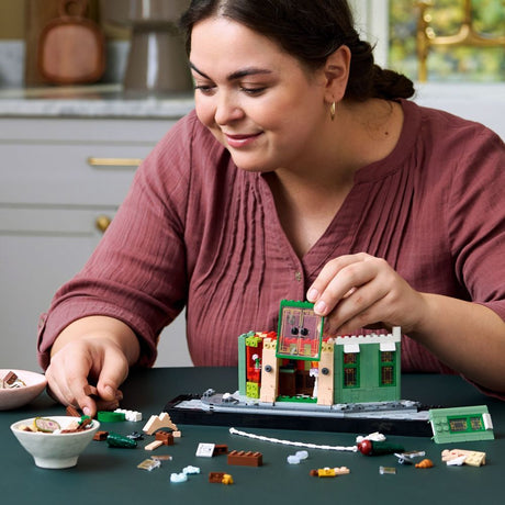 LEGO Icons: French Café