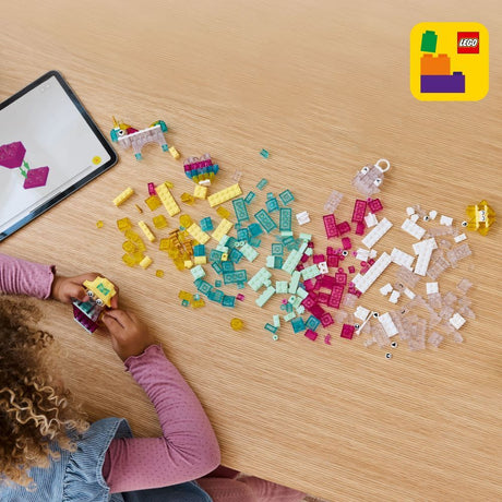 LEGO Classic: Magical Transparent Box