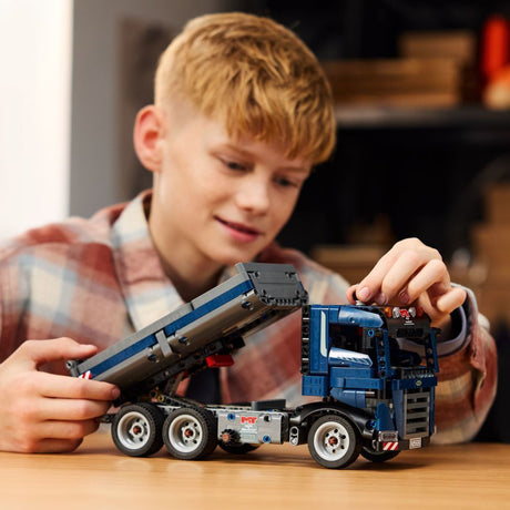 LEGO Technic: Tipping Dump Truck