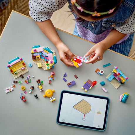 LEGO Friends: Heartlake City Candy Store