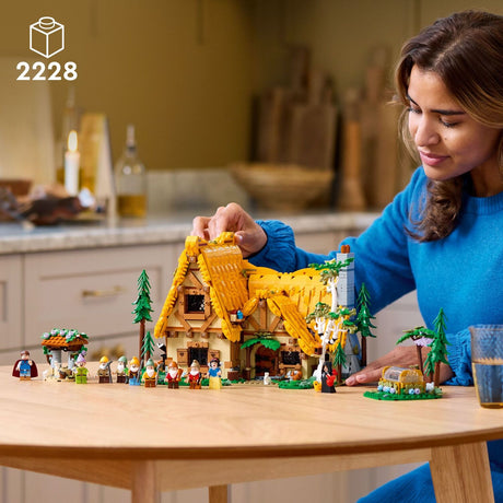 LEGO Disney Princess: Snow White and the Seven Dwarfs' Cottage