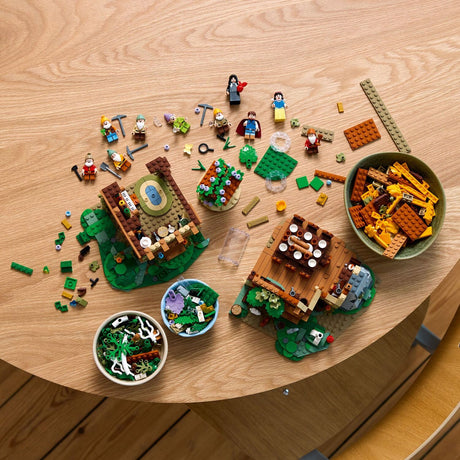 LEGO Disney Princess: Snow White and the Seven Dwarfs' Cottage