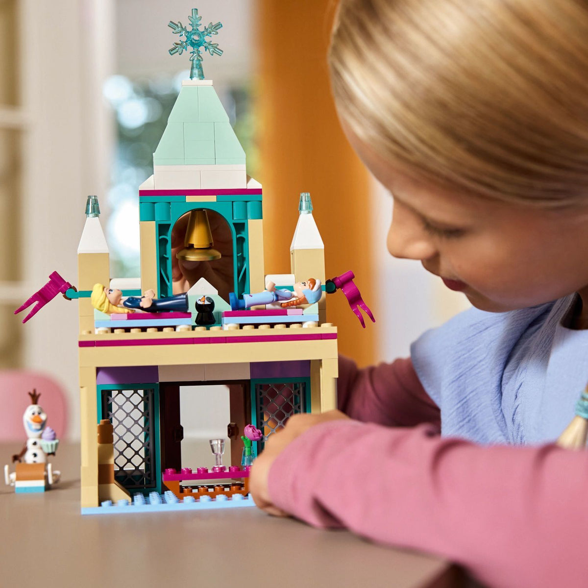 LEGO Disney Princess: Arendelle Frozen Castle