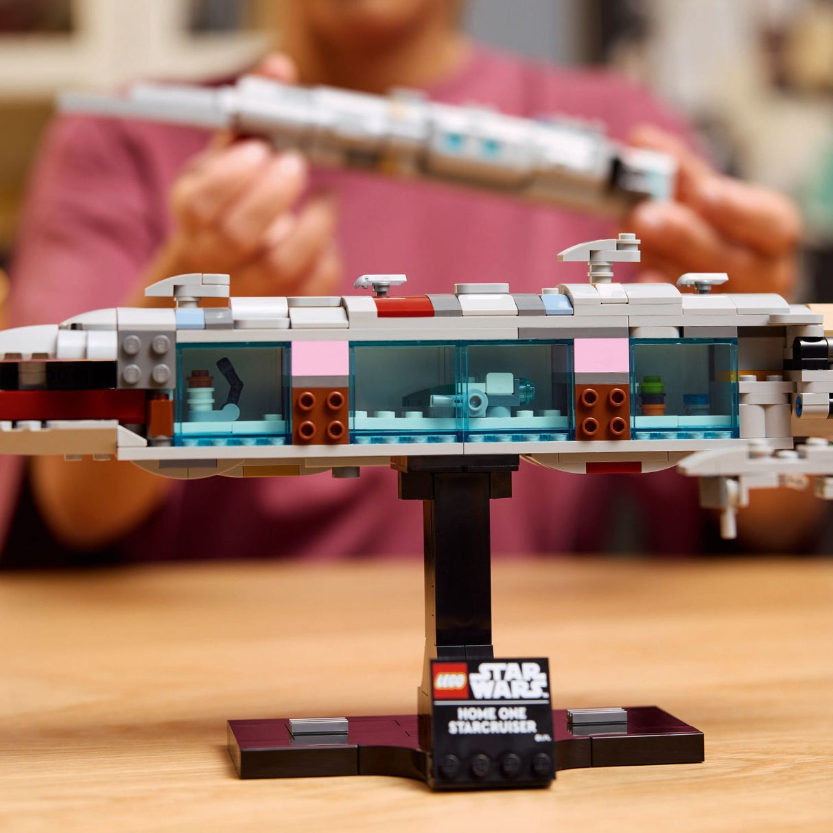 LEGO Star Wars: Home One Starcruiser