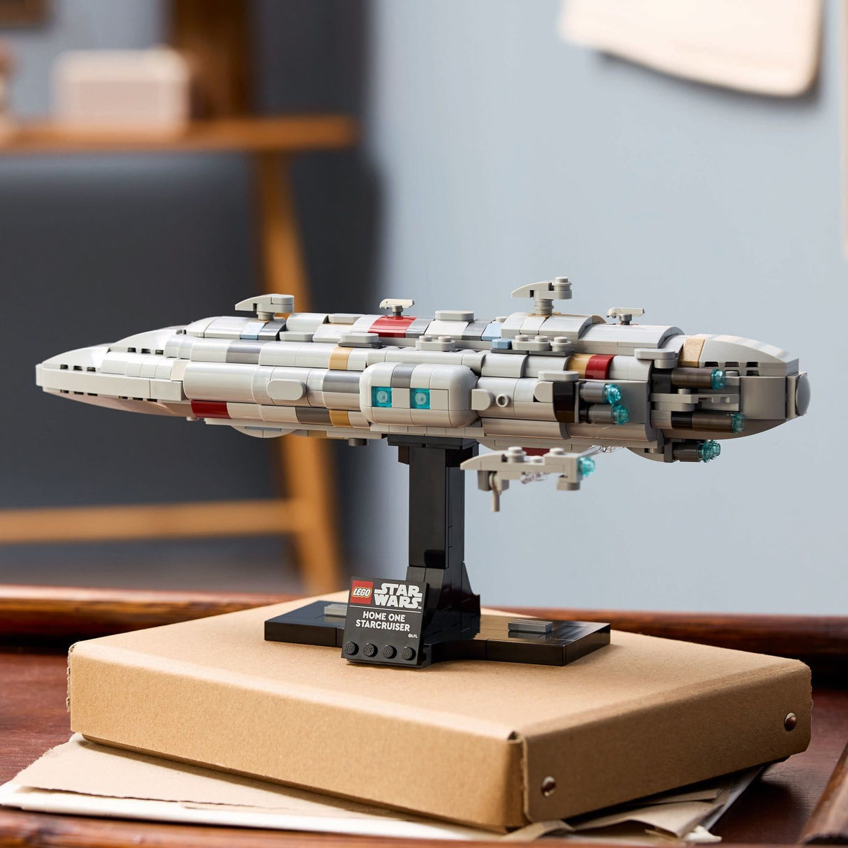 LEGO Star Wars: Home One Starcruiser