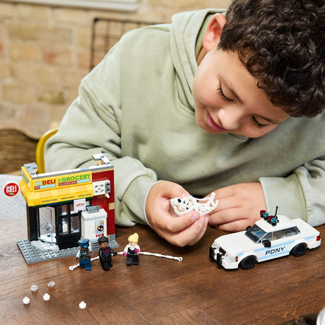 LEGO Super Heroes Marvel: Spider-Verse: Miles Morales vs. The Spot