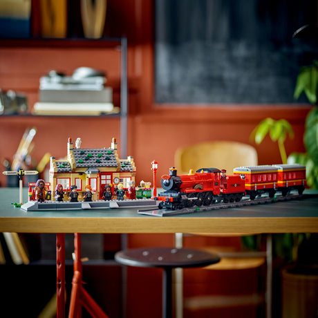 LEGO® Harry Potter Hogwarts Express & Hogsmeade Station