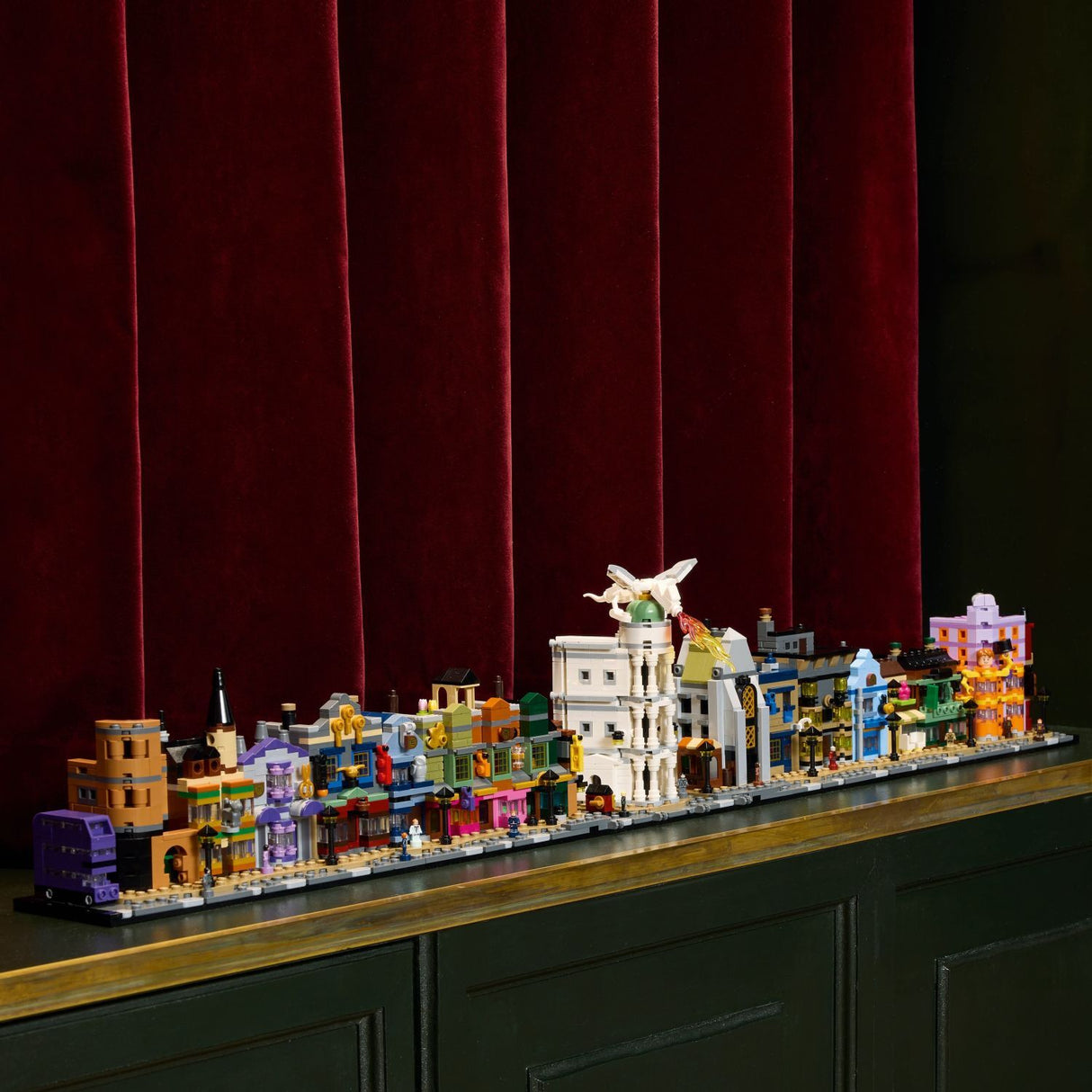 LEGO Harry Potter: Diagon Alley™ Wizarding Shops