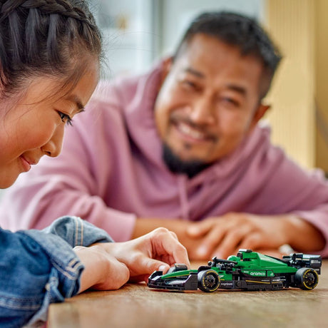 LEGO Speed Champions: Aston Martin Aramco F1® AMR24 Race Car