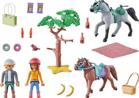 Playmobil Horseback riding trip to the beach with Amelia and Ben