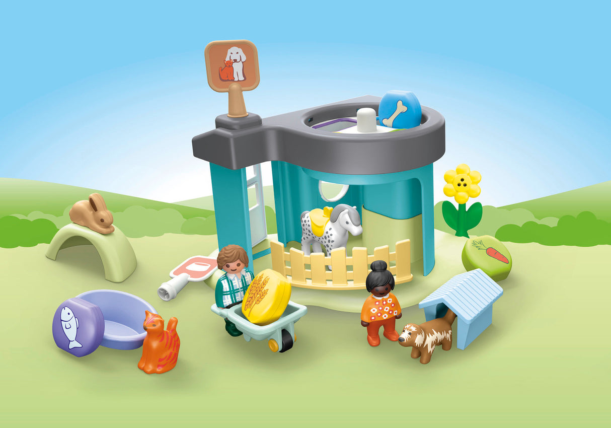 Playmobil Junior: Animal Home with Treat Dispenser